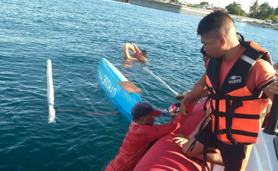 The PGC assisted passengers of a capsized fishing banca in Batangas City.