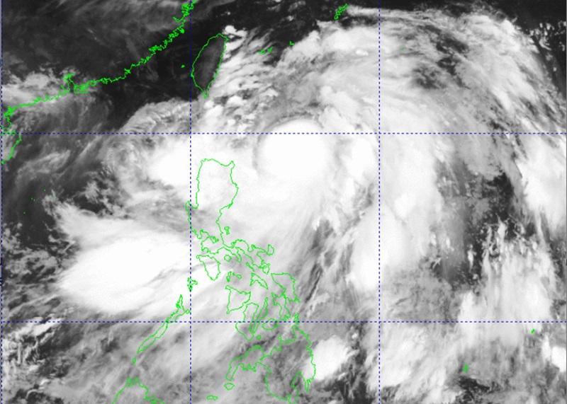 Carina maintains strength, direction; Signal No. 1 over 10 areas