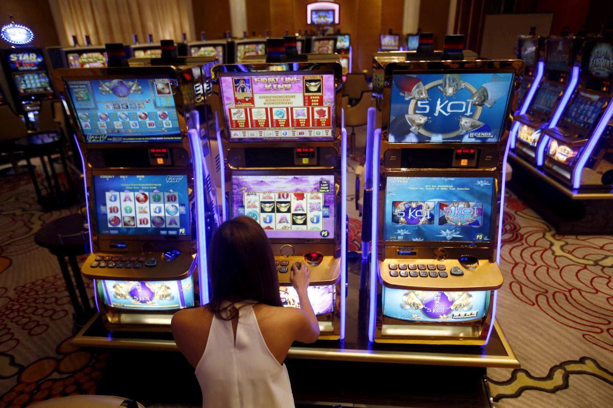 PAGCOR orders dismantling of gambling billboards until August 15, 2025