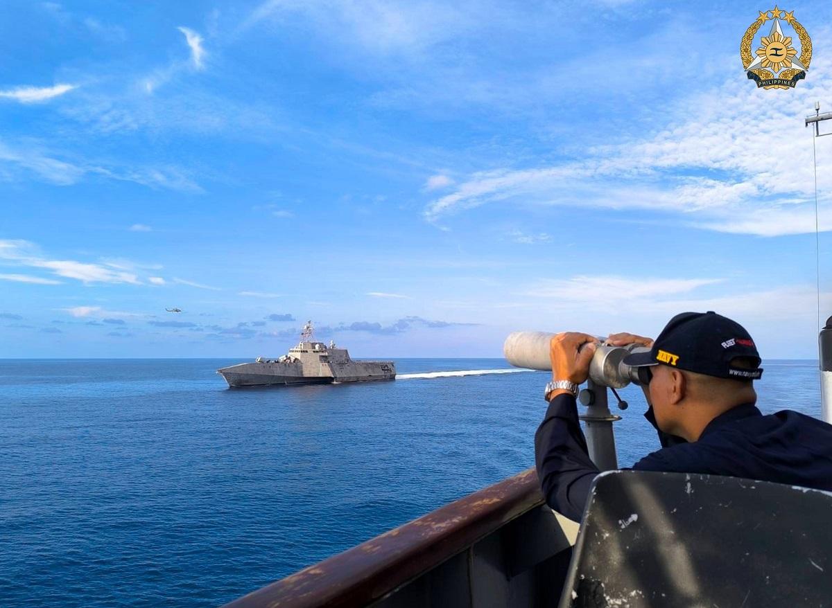 Philippine, US navies hold joint exercise in West Philippine Sea