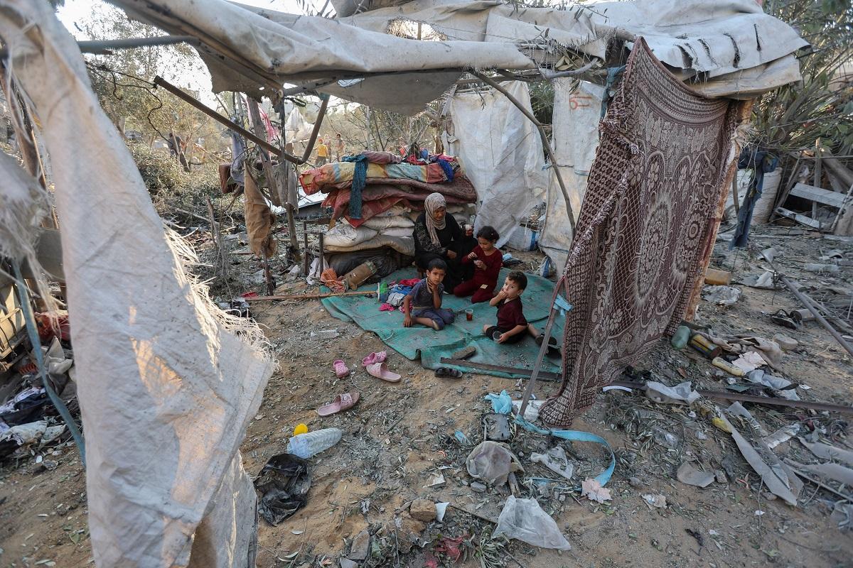 Displaced Palestinians in Deir Al-Balah