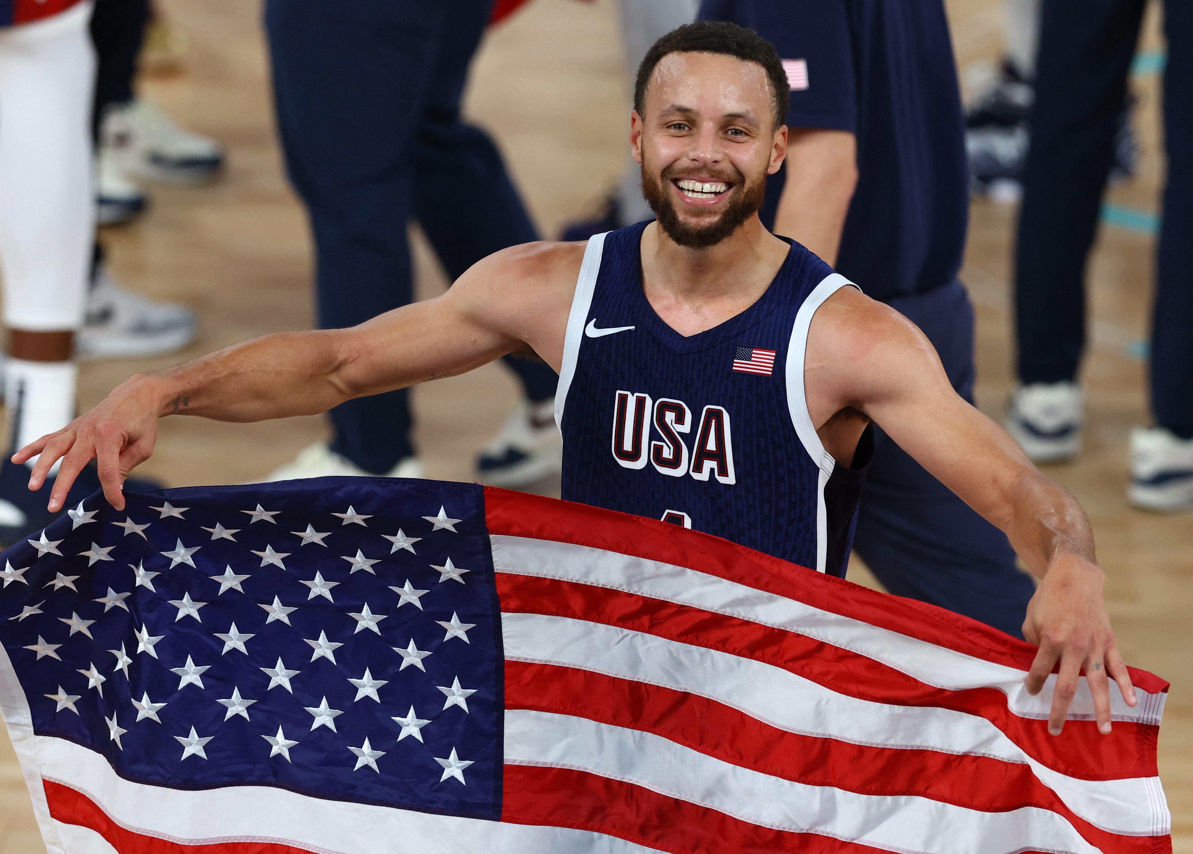 USA celebrates winning Olympic gold vs France GMA News Online