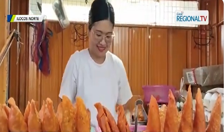 Look-alike ni Mayor Alice Guo, nagtitinda ng empanada sa Laoag City  thumbnail