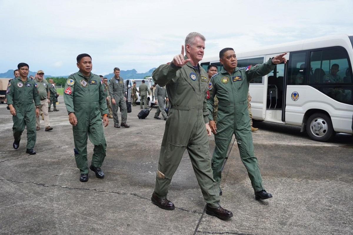 Brawner, USINDOPACOM chief visit EDCA site Basa Air Base in Pampanga