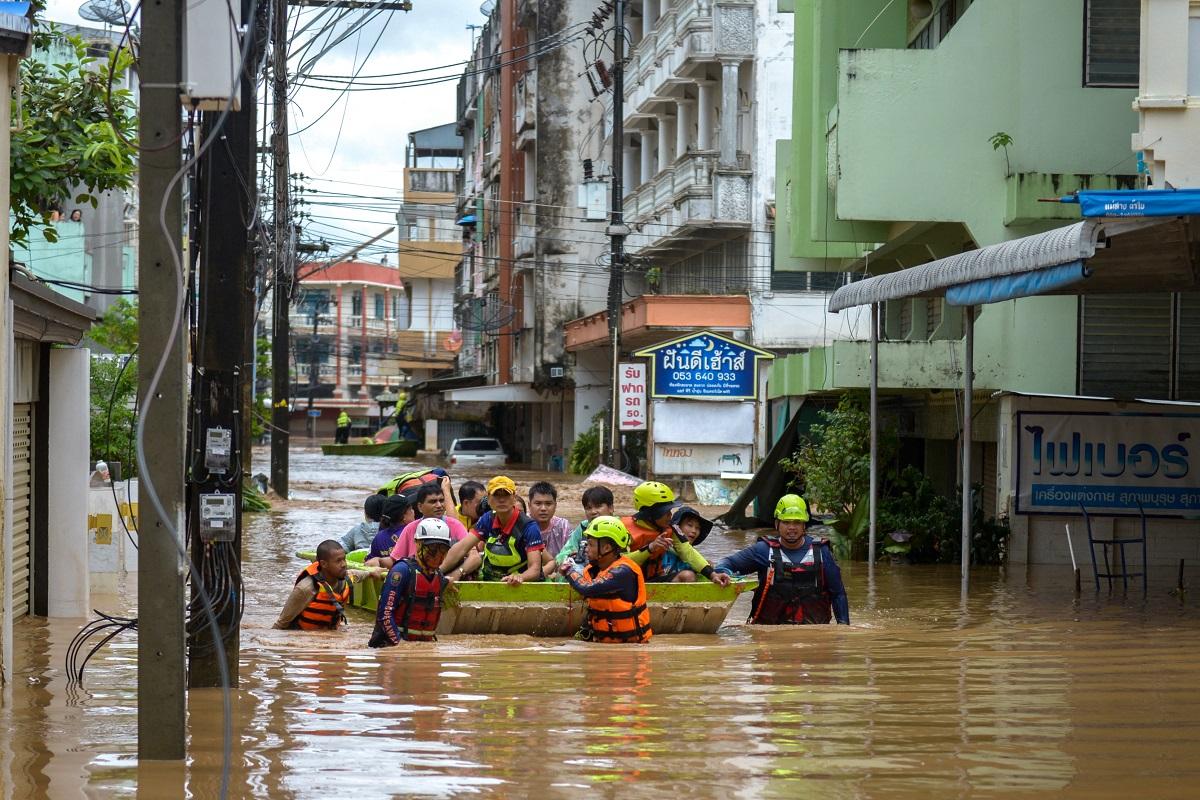 Flooding in Thailand maroons thousands in northern province