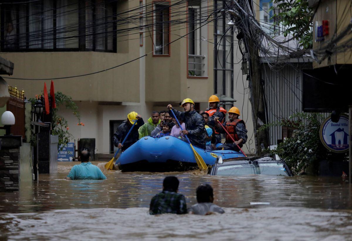 Marcos asks oil-rich Arab nations for contributions to Loss and Damage Fund
