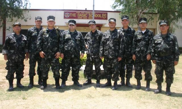 Dingdong Dantes (2nd from left) during enlistment in 2006