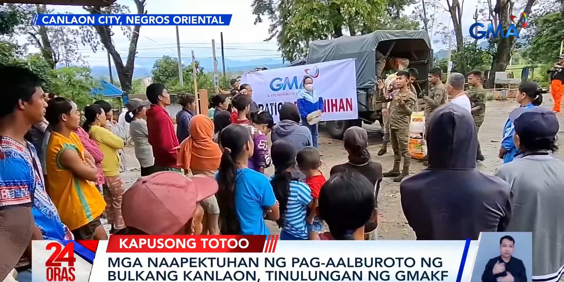 Negros Oriental residents receive relief goods through GMA Kapuso