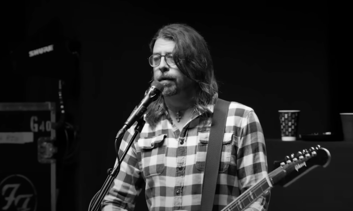 Dave Grohl reveals he fathered a child outside of marriage