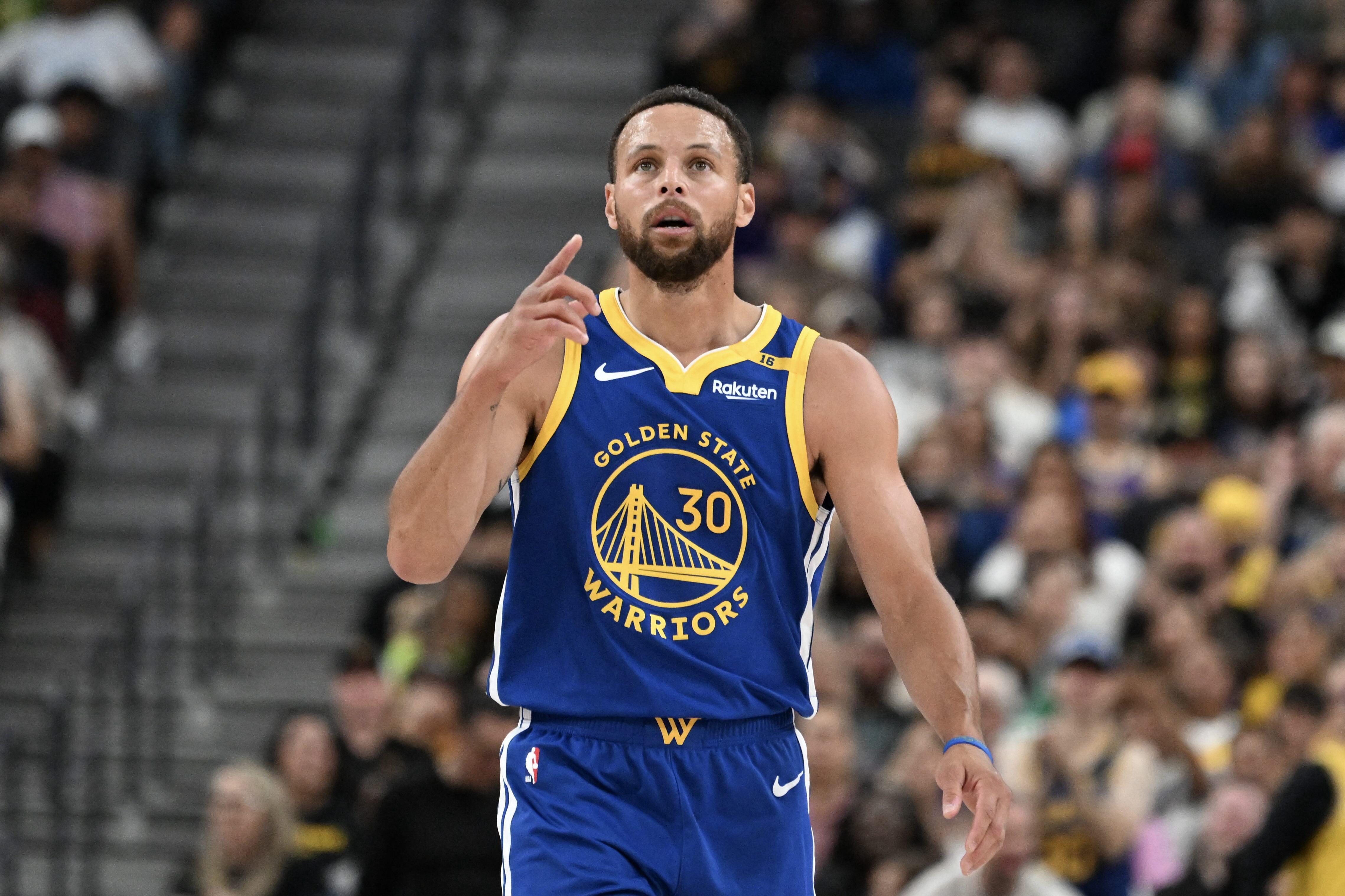 Stephen Curry passes LeBron James as NBA’s top earner —report