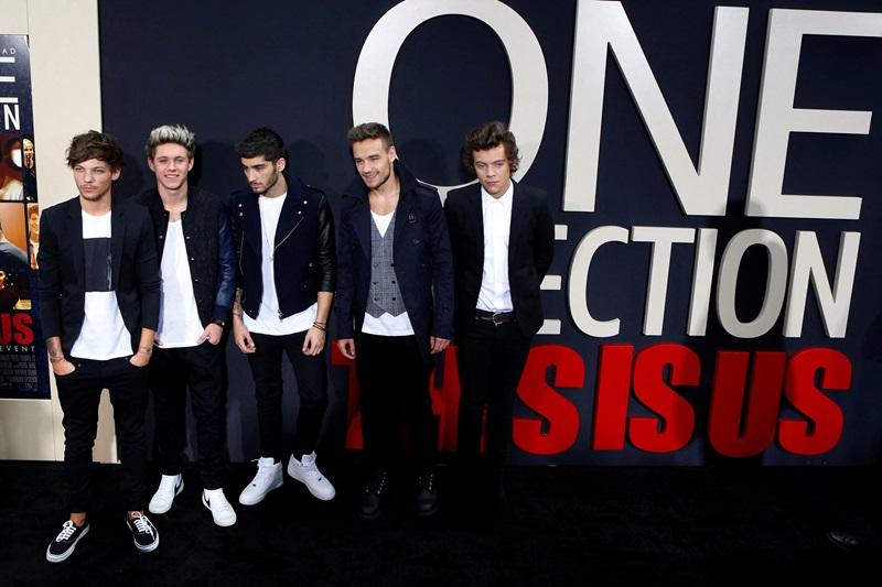 One Direction 'completely devastated' by singer Payne's death