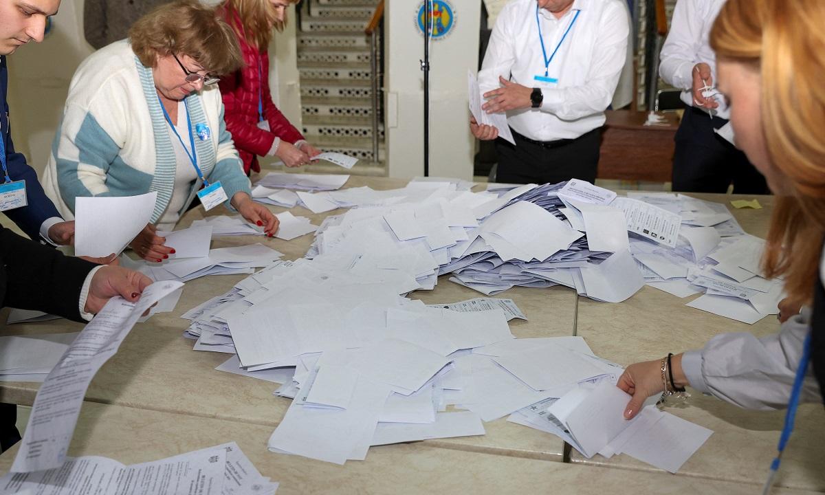 Moldova's Sandu scrapes knife-edge EU vote win after 'unfair fight'