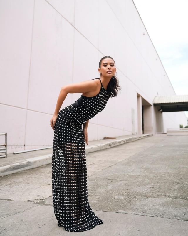For "Magpasikat" Day 1, Gabbi wore a long black backless dress encrusted with pearls. Photo: Gabbi Garcia/IG