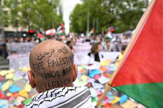 Protesters gather during a rally in support of Palestinians in Melbourne, Australia, October 6, 2024. AAP/ James Ross via REUTERS