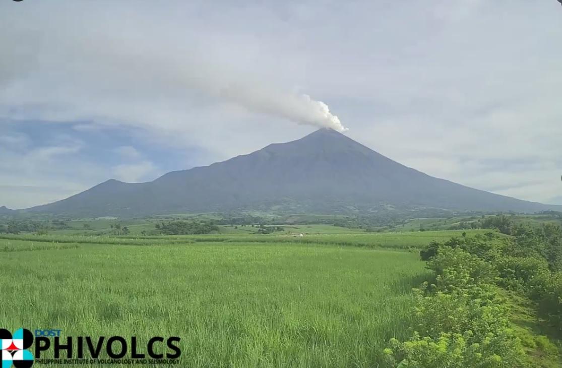 Kanlaon Volcano on Negros Island is still under Alert Level 2