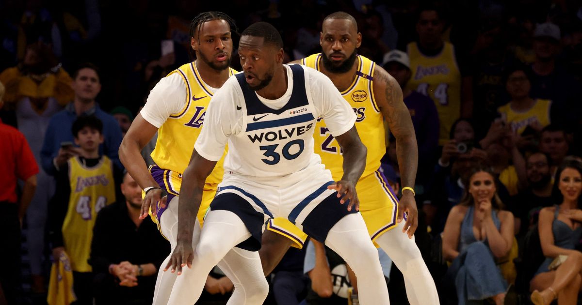 NBA: LeBron, Bronny James take floor as Lakers top Wolves