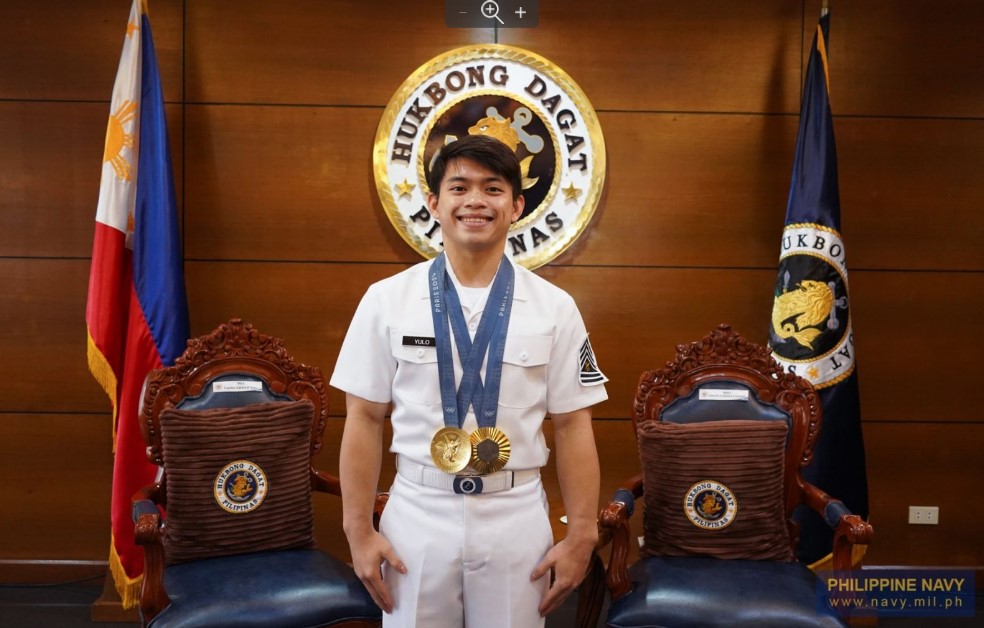 Carlos Yulo joins Navy reserves as Petty Officer 1st Class