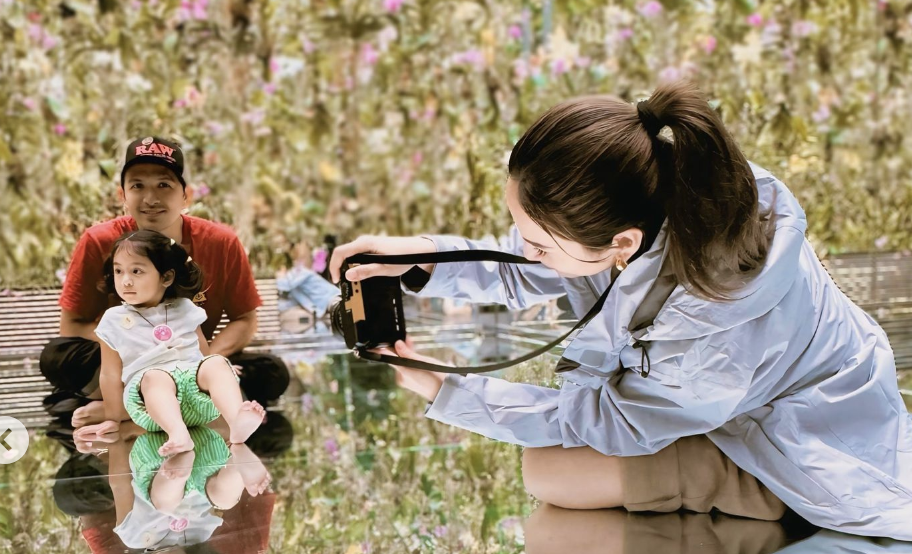 Jennylyn Mercado is Dennis Trillo, daughter Dylan’s photographer in Japan trip