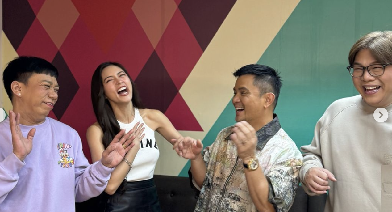 Ahead of their 'Magpasikat' performance, Ogie Alcasid shares snap with their entire team