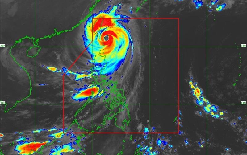 PAGASA: Heavy rainfall over extreme N. Luzon as Leon passes close to Batanes