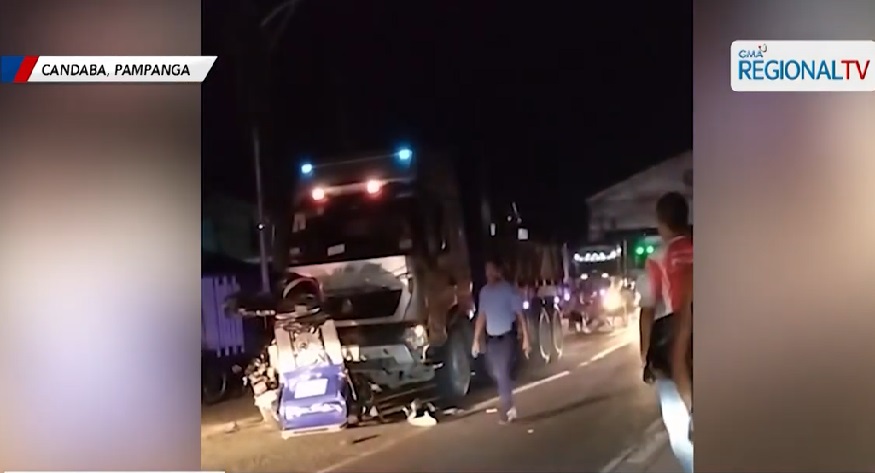 2 bata, kabilang sa 3 nasawi nang mabangga ng truck ang nag-U-turn na tricycle sa Pampanga thumbnail