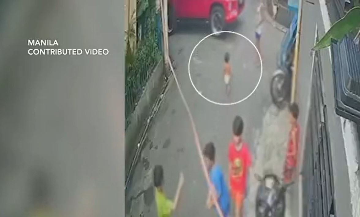 2-year-old girl ran over by neighbor's pick-up in Tondo