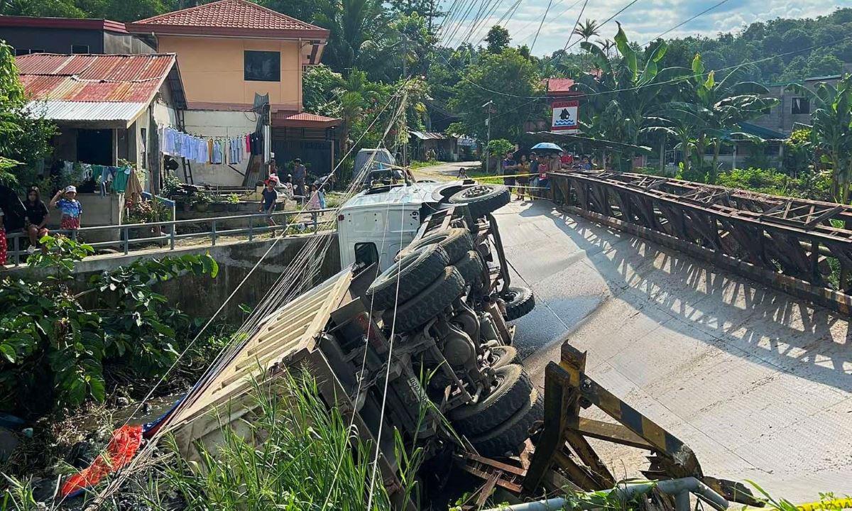 Bridge in Davao City damaged after truck crossed it. 