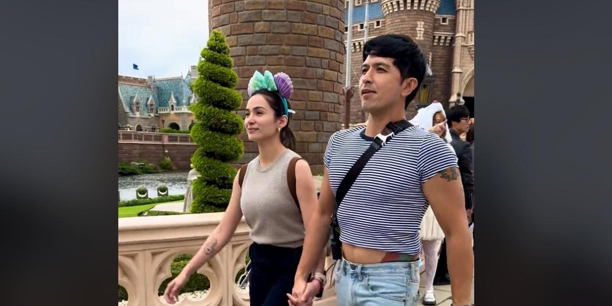 Dennis Trillo pulls off crop top in Disneyland