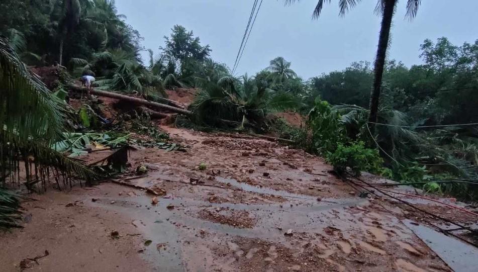 NDRRMC said that a total of 2,077,643 people or 431,738 families in the country were affected by Severe Tropical Storm Kristine