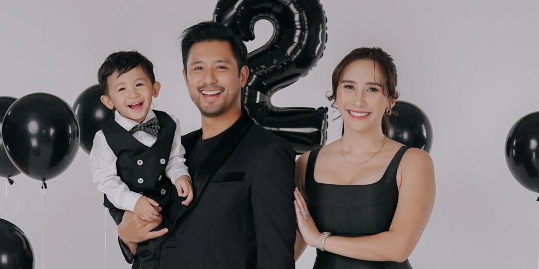 Rocco Nacino, Melissa Gohing mark son EZ's 2nd birthday with snazzy photoshoot