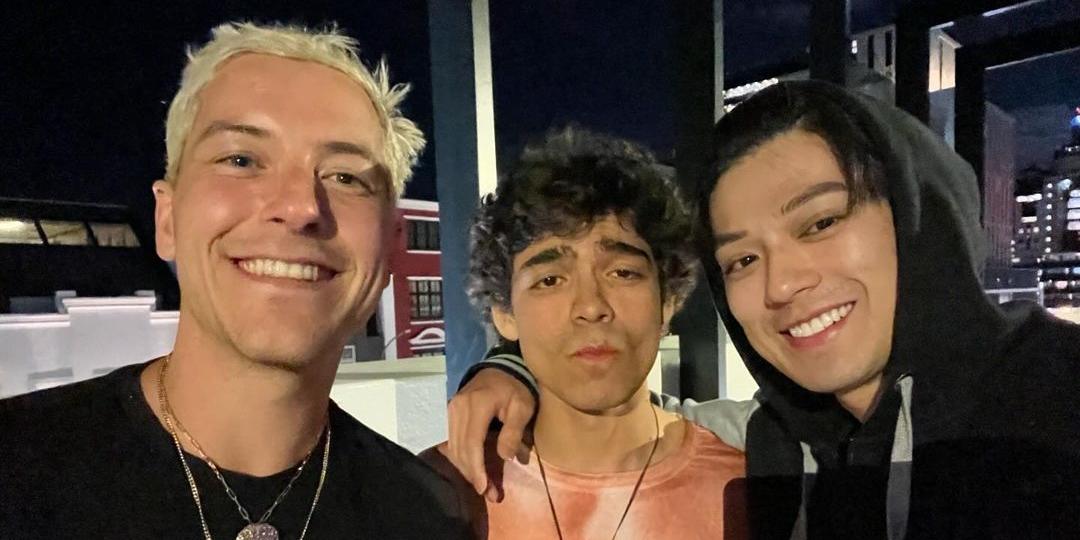 'One Piece' stars Mackenyu, Iñaki Godoy, and Taz Skylar share group pics