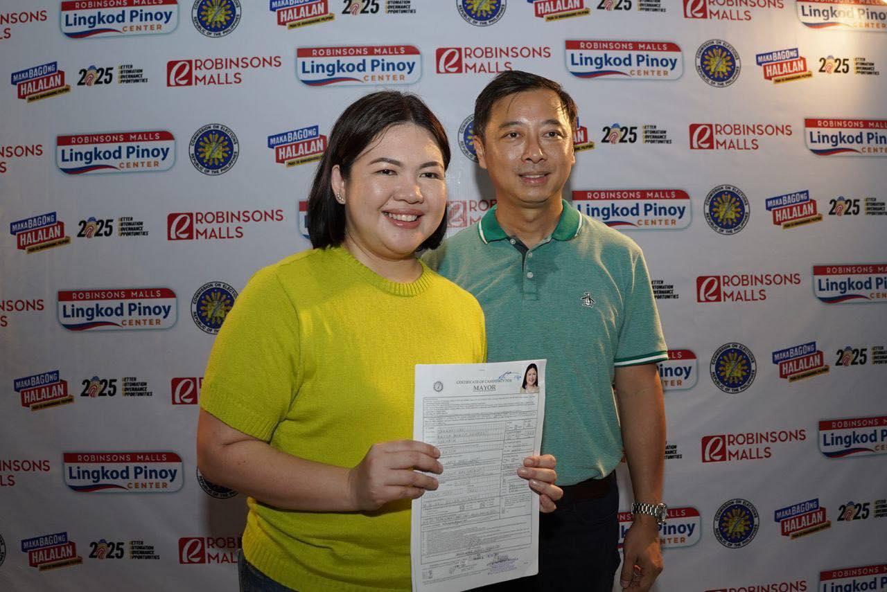 Jerry Treñas' daughter files COC for Iloilo City mayor