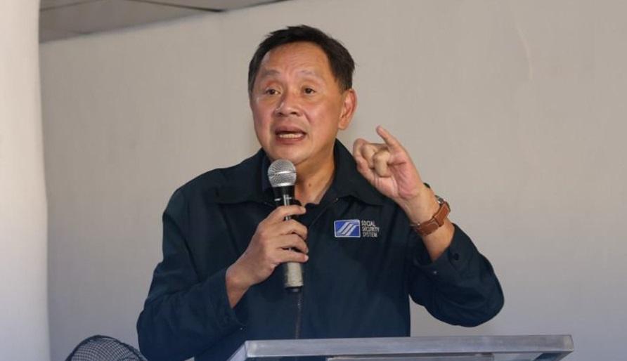 SSS chief Rolando Macasaet steps down