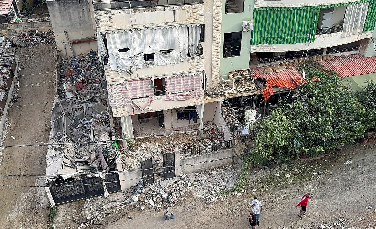 Israel launches deadly strike on south Lebanon as war grinds on GMA
