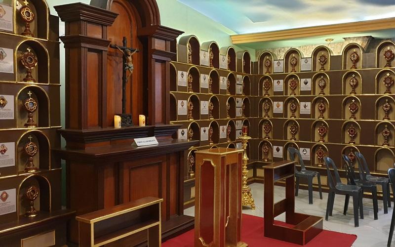 All Saint's Day A day of gratitude, reverence for those who lived holy