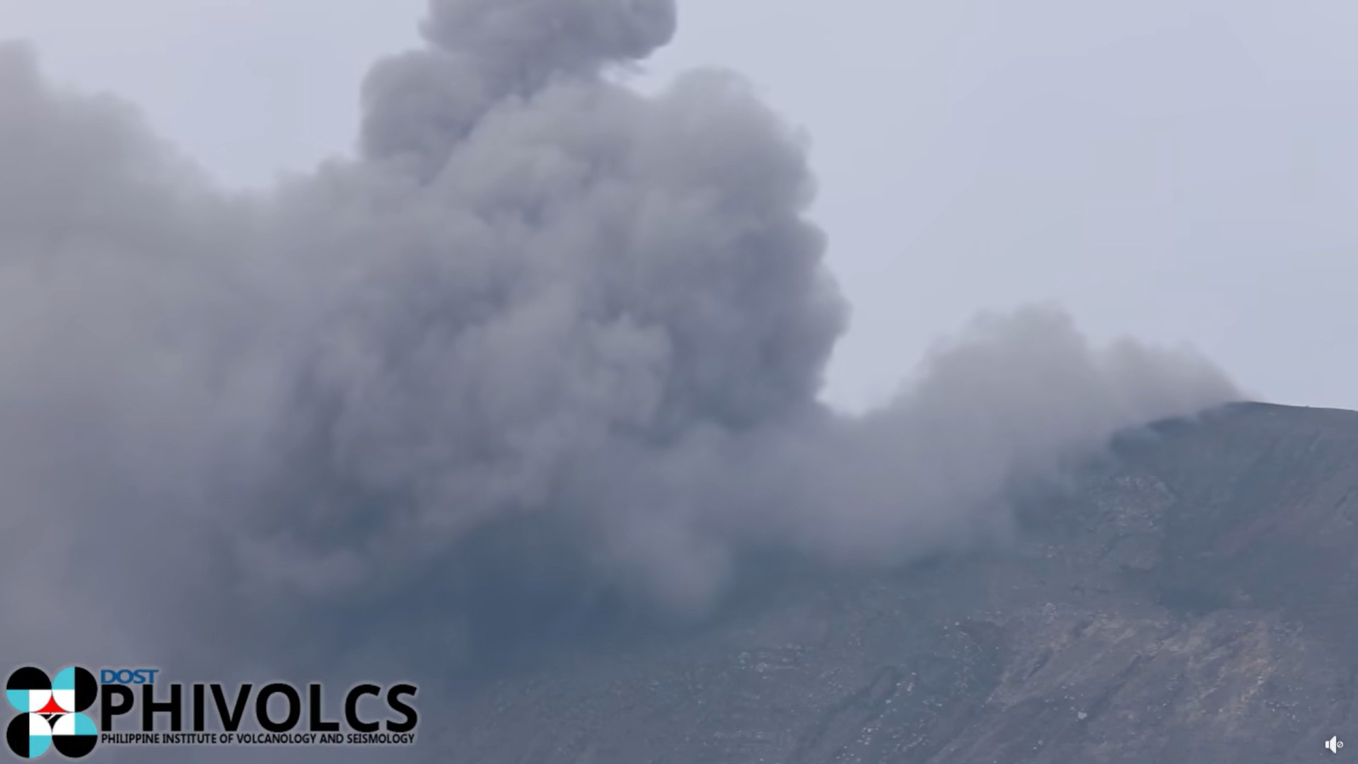 Kanlaon Volcano Emits Ash Plumes Amid Increasing Unrest, PHIVOLCS Reports