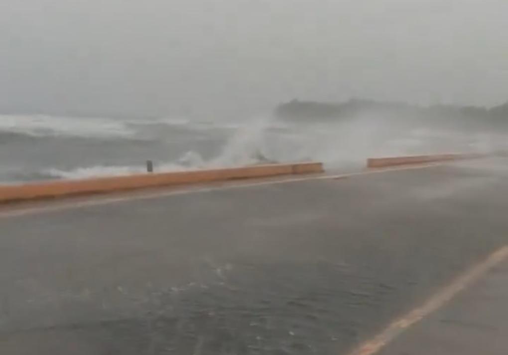 WATCH: Pepito causes storm surge in Polillo Islands