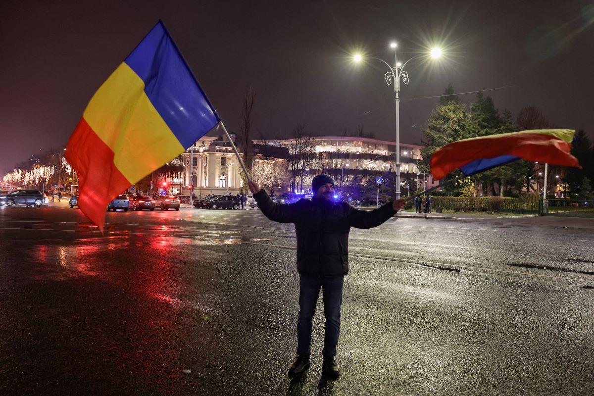 Romania's top court scraps presidential election GMA News Online