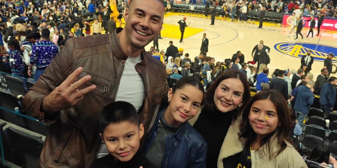 Team Kramer watches NBA Lakers vs. Warriors game: 'Best Christmas gift ever!'