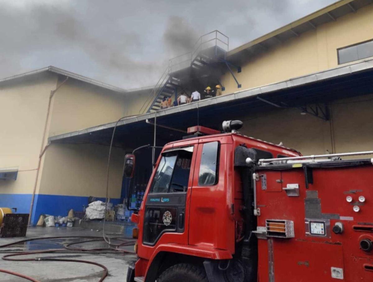 Fire breaks out in Barangay Maysilo, Malabon