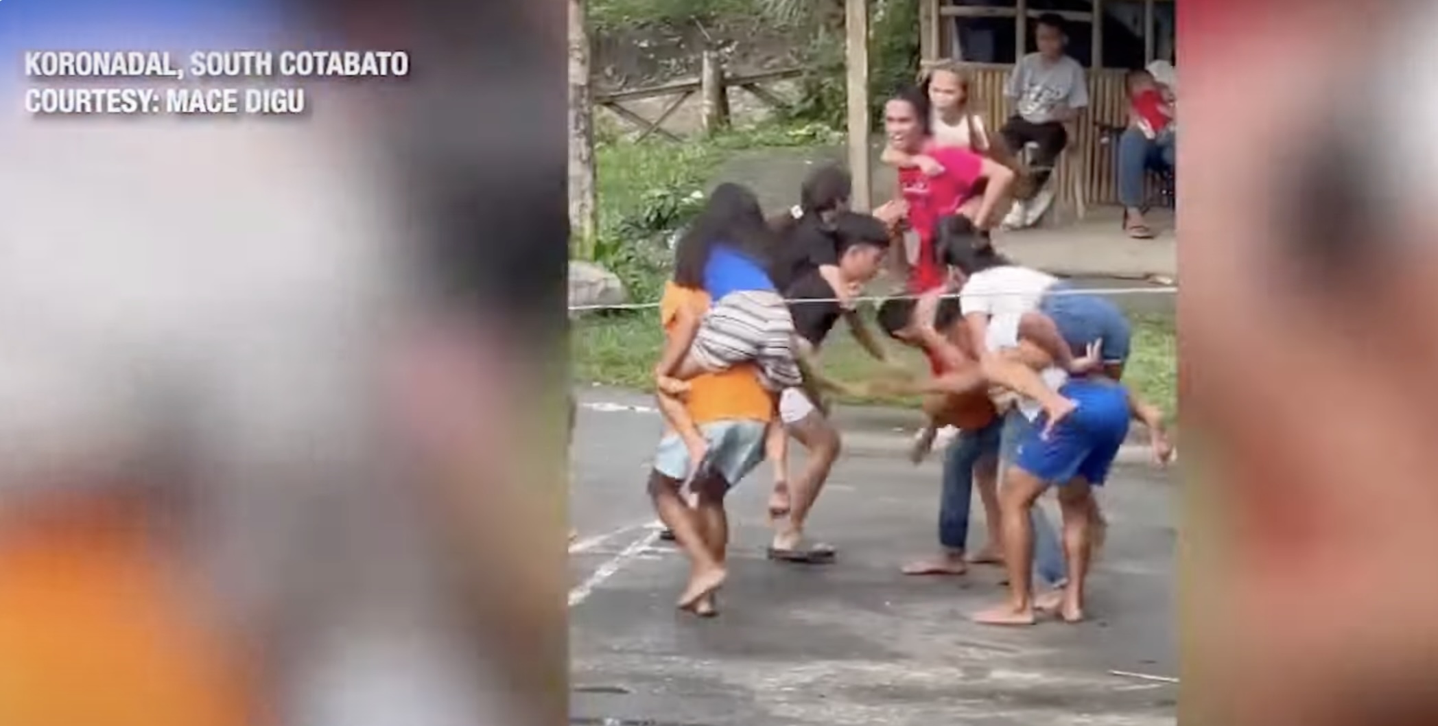 Basketball game ng mga mister sa South Cotabato, 'pabuhat' ang kanilang mga misis
 thumbnail