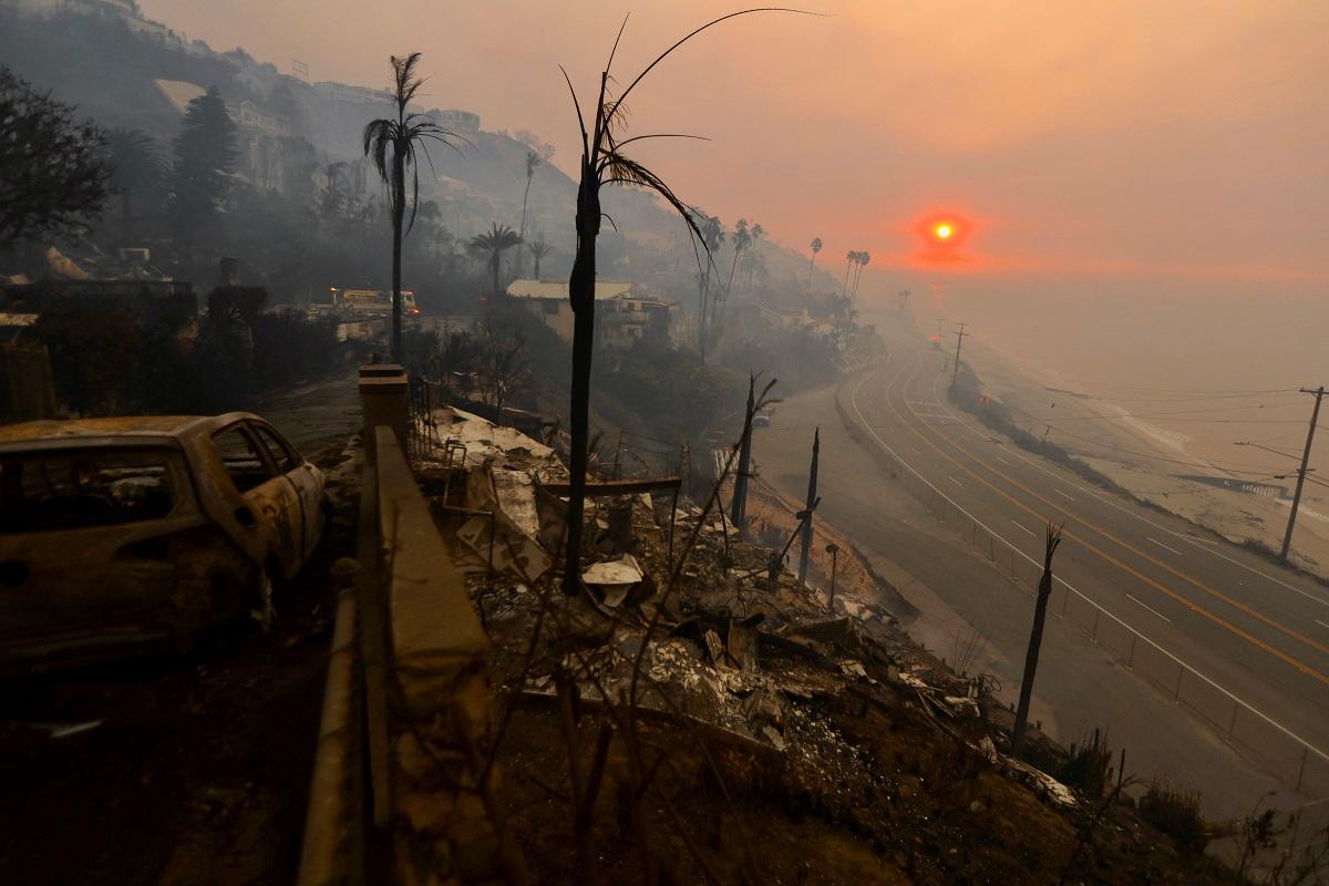Los Angeles wildfires trigger air quality warnings and health concerns