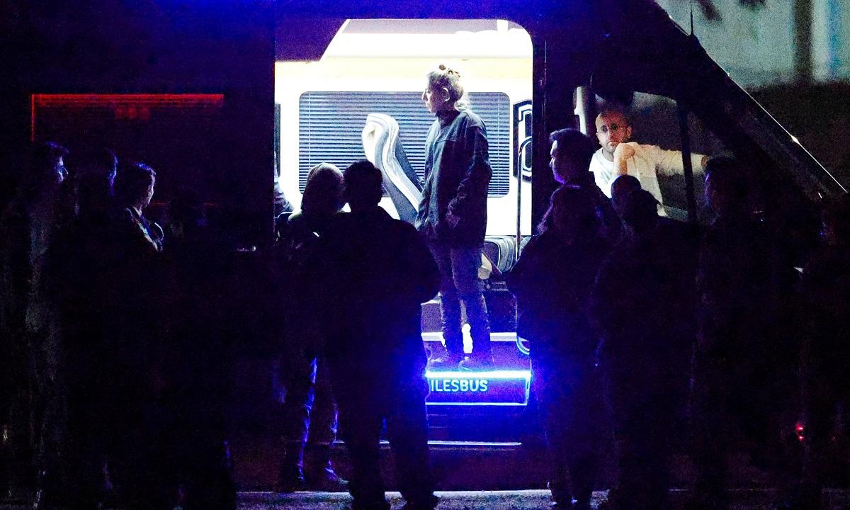 Cheers and weeping as Israelis watch Gaza hostages return