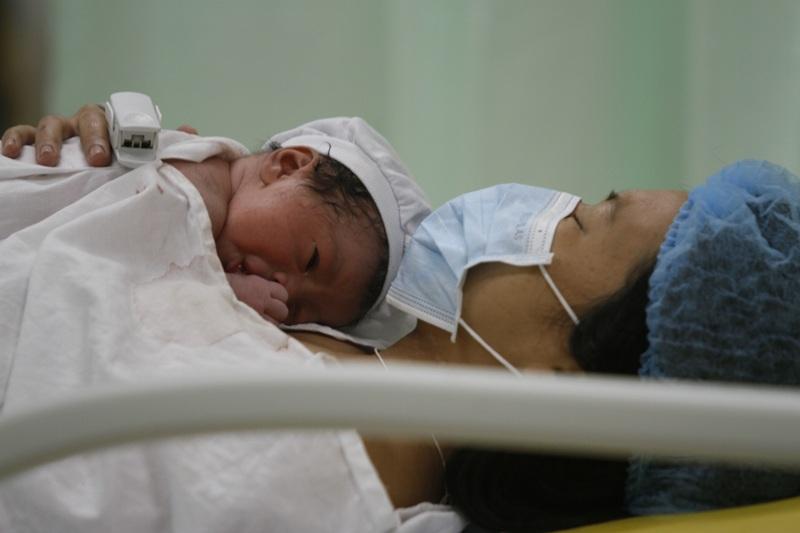 Baby girl born at midnight in Manila hospital