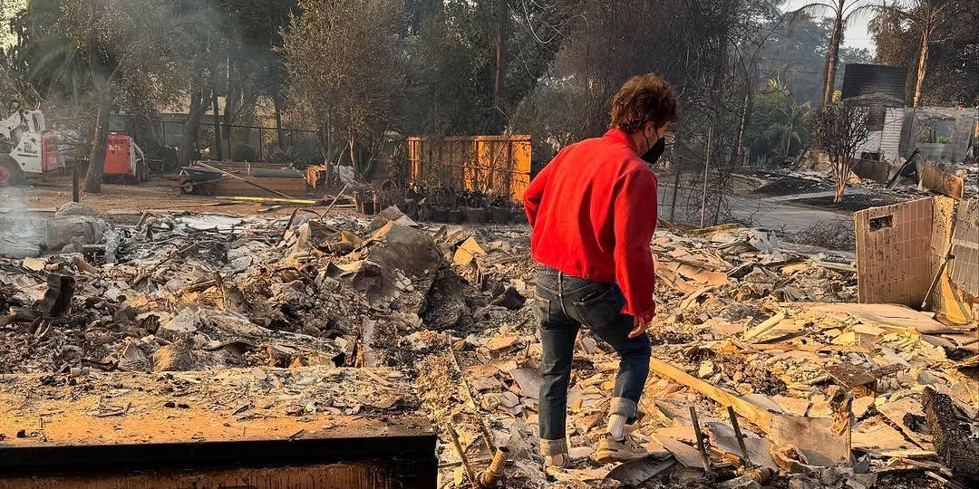 Mandy Moore visits home burned down by California wildfire: 'It's not livable'