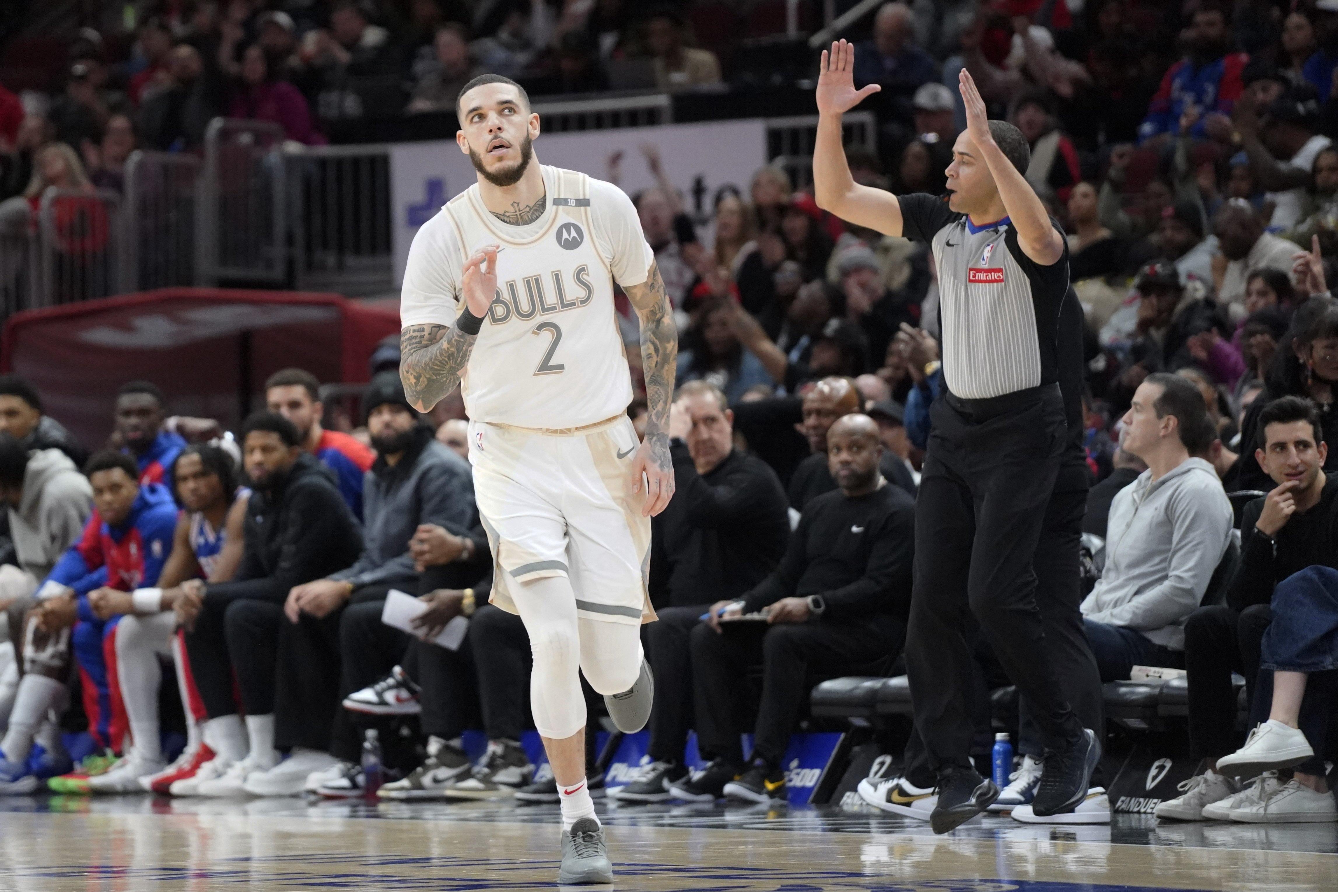 NBA: Cavaliers acquiring Lonzo Ball from Bulls --report