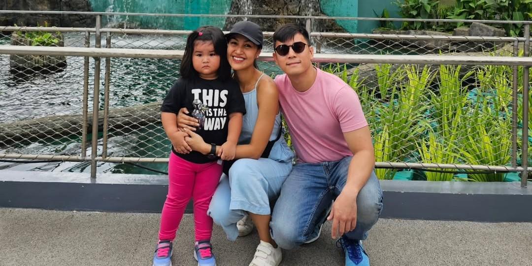 Winwyn Marquez spends time with partner, daughter Luna in Manila Ocean Park: ‘Family is constant’