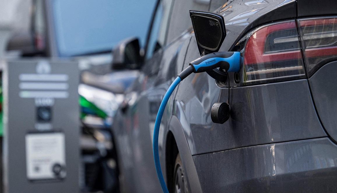 EV Demand Soars Amid Fuel Price Hikes, Waiting Times Extend Up To Four Weeks