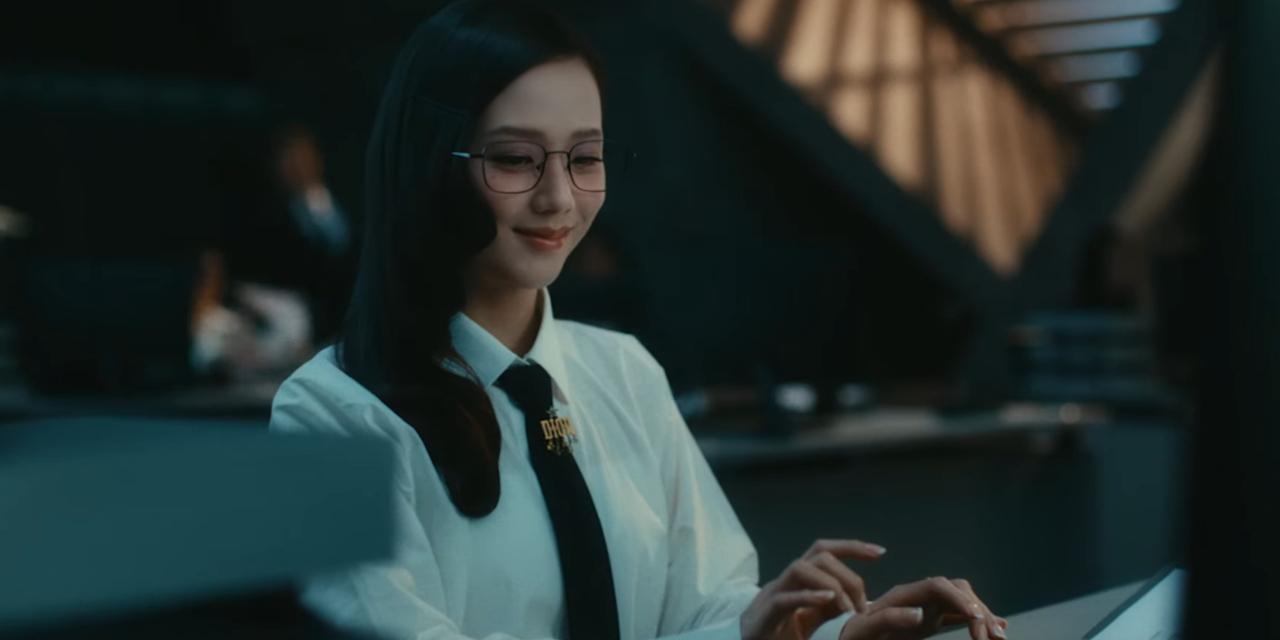 Earthquake jisoo