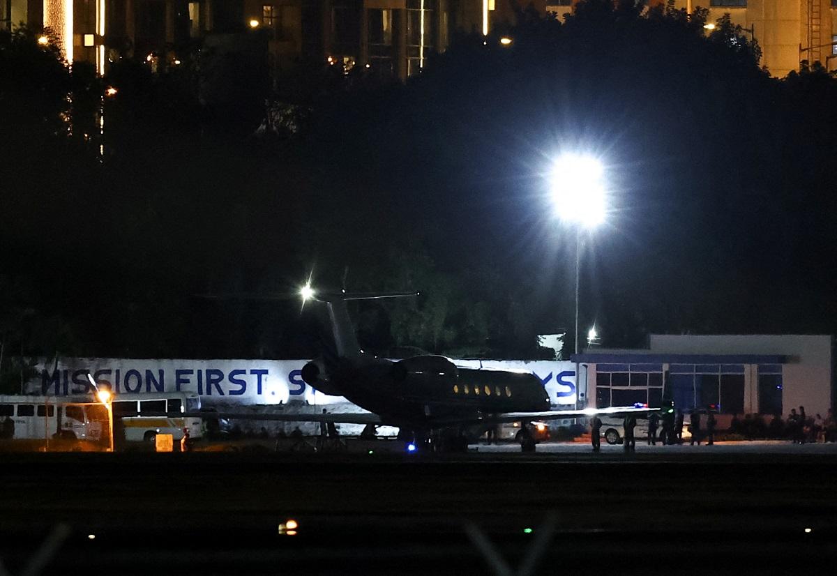 Palace chartered plane used to transport Duterte to The Hague